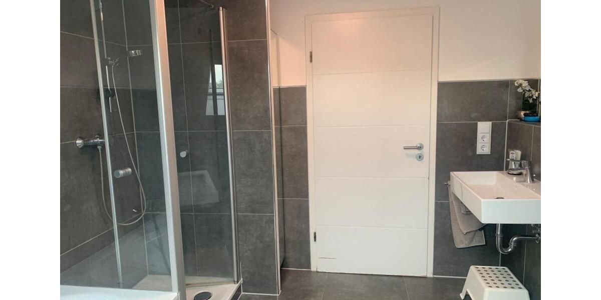 Dachgeschoßwohnung Mannheim - 3 Zimmer, 76 m&sup2;, 1.350&euro; | Angebot:26267590