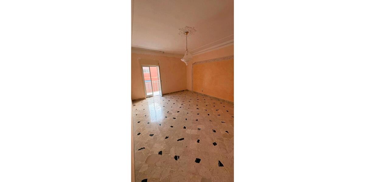 Etagenwohnung Frankenthal (Pfalz) - 4 Zimmer, 111 m&sup2;, 39.000&euro; | Angebot:26051287