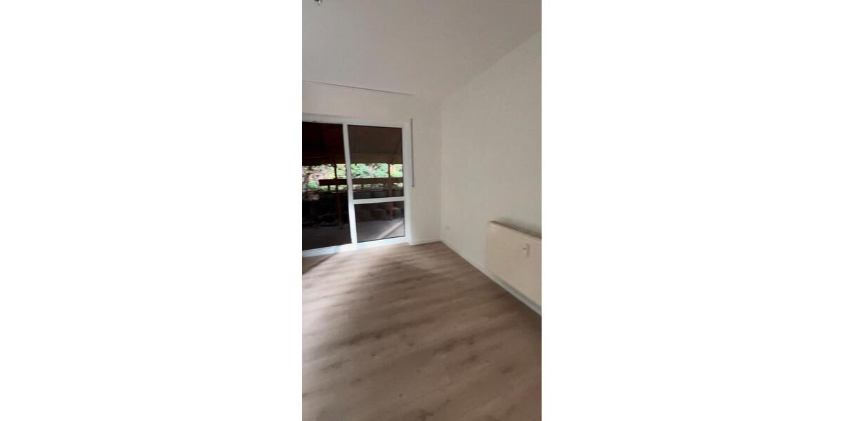 Terrassenwohnung Bad Dürkheim - 1 Zimmer, 33 m&sup2;, 560&euro; | Angebot:25614875