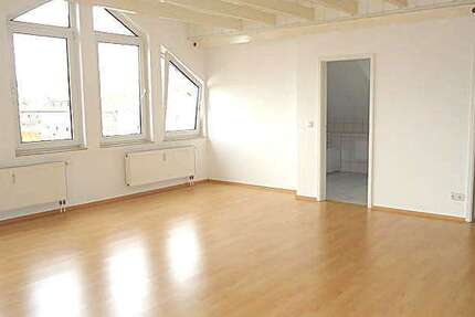 Wohnung zum Mieten in Hirschberg 900 € 90 m²