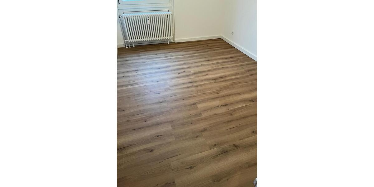 Etagenwohnung Mannheim Neckarstadt-Ost - 3 Zimmer, 85 m&sup2;, 950&euro; | Angebot:24736940