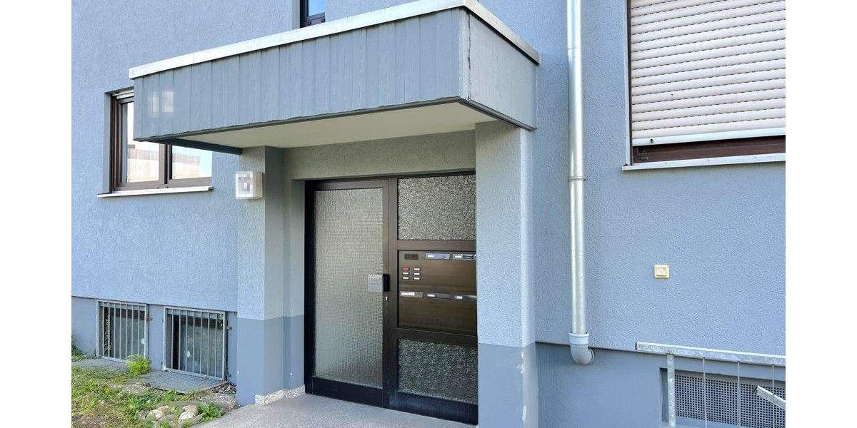 3-Zimmer-Wohnung in ruhiger Zentrumslage mit Loggia 3 zimmer