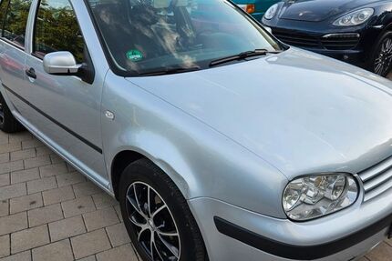 VW Golf 190.520 km 750 &euro; Lachen-Speyerdorf 67435