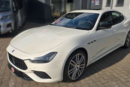 Maserati Ghibli 38.313 km 59.990 &euro; Sandhausen 69207