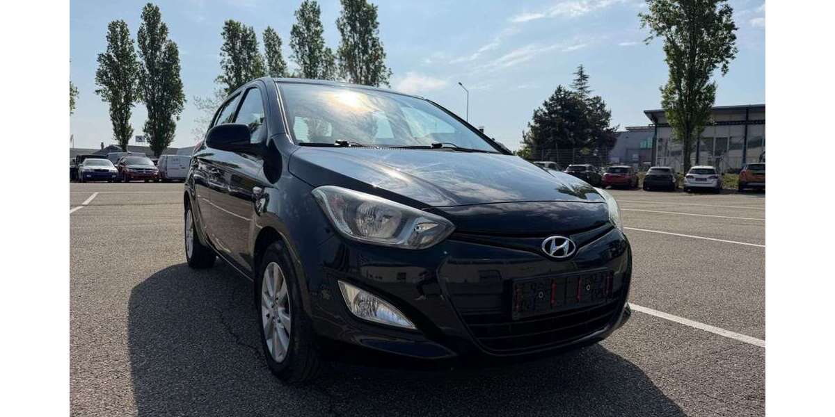 Hyundai i20 159.570 km 5.999 &euro; Hockenheim 68766