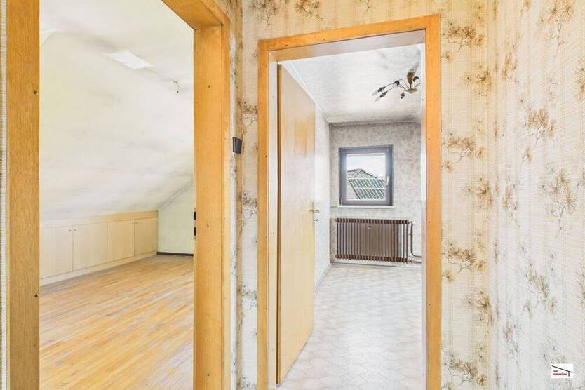 ***Zwei Generationen oder große Familie? 2-Familienhaus mit großem Grundstück in Brühl-Rohrhof***