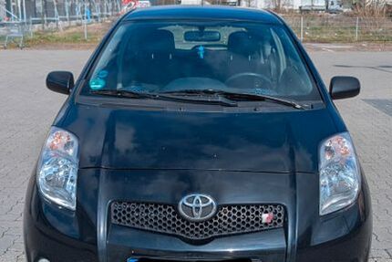 Toyota Yaris 146.722 km 3.000 &euro; Mannheim 68219