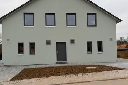 Haus Dielheim - 4 Zimmer, 130 m&sup2;, 2.100&euro; | Angebot:25831362