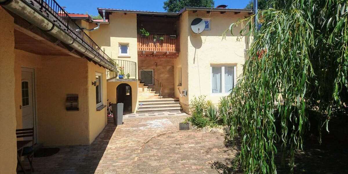 Haus zum Kaufen in Wald-Michelbach 450.000 € 215.46 m² 10 zimmer