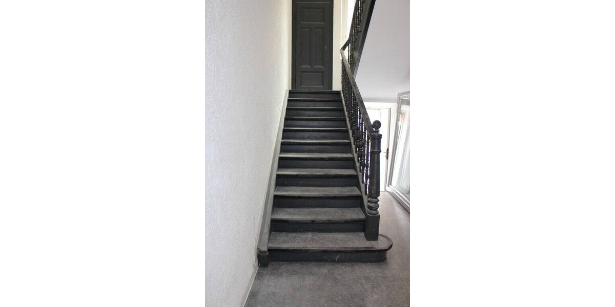Etagenwohnung Frankenthal - 5 Zimmer, 100 m&sup2;, 1.280&euro; | Angebot:26789349