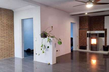 Haus Philippsburg - 7 Zimmer, 228 m&sup2;, 549.800&euro; | Angebot:26289641