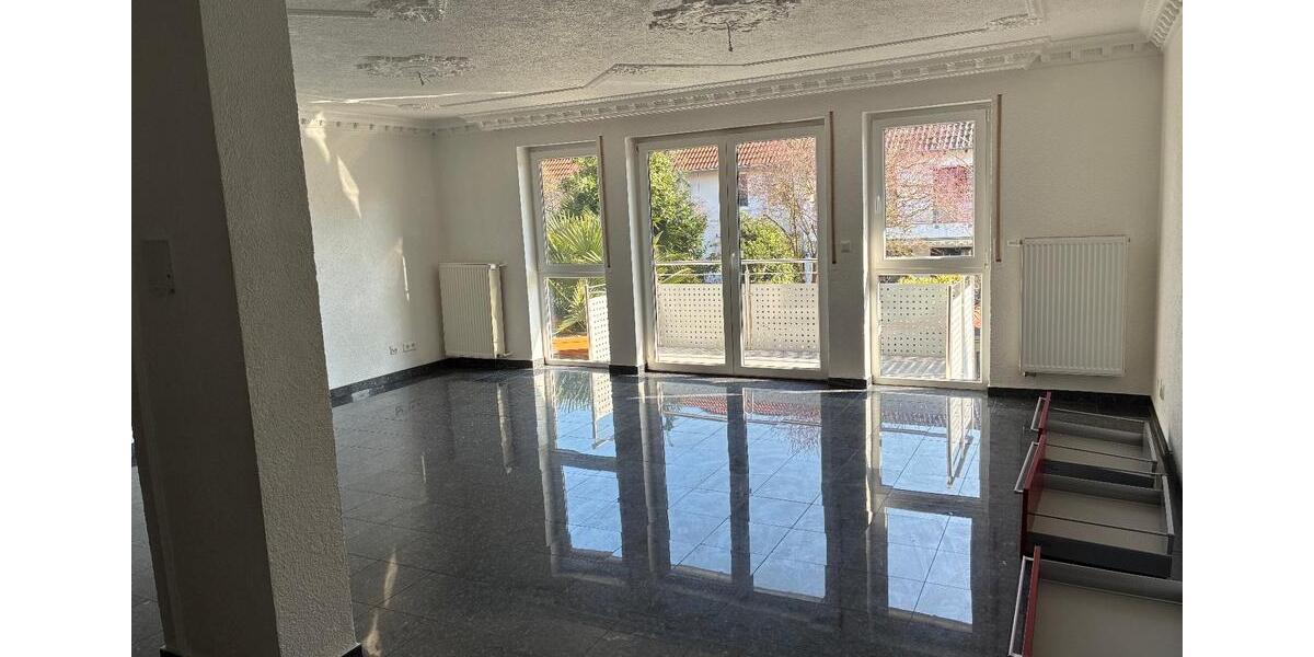 Maisonettenwohnung Mannheim Rheinau - 5 Zimmer, 140 m&sup2;, 1.700&euro; | Angebot:25342624