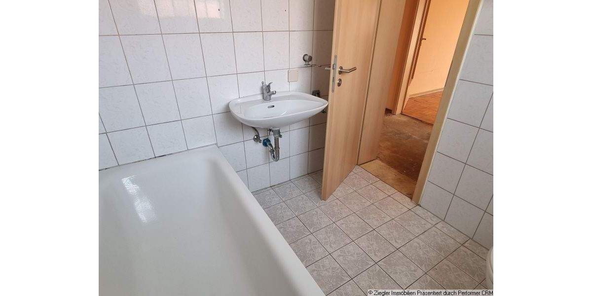 Mehrfamilienhaus, Wohnhaus Edingen-Neckarhausen Neckarhausen - 8 Zimmer, 129 m&sup2;, 425.000&euro; | Angebot:24808573