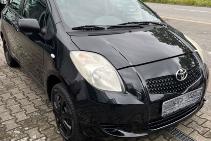 Toyota Yaris 144.800 km 1.950 &euro; Mannheim 68199