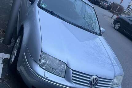 VW Bora 147.000 km 3.499 &euro; Mannheim 68305