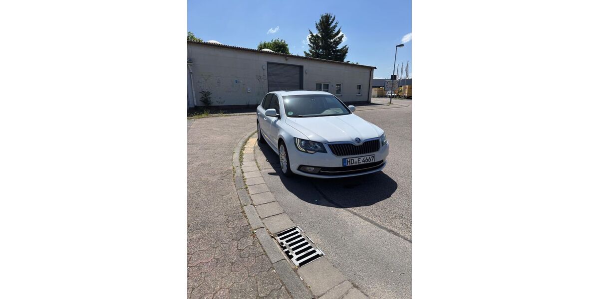 Skoda Superb 120.000 km 15.500 &euro; Heidelberg 69126