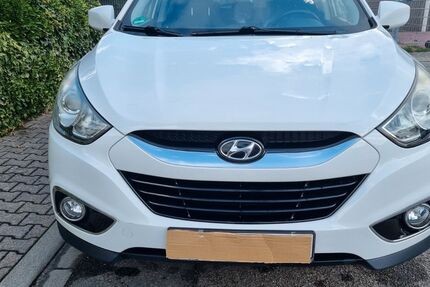 Hyundai ix35 86.480 km 8.900 &euro; Walldorf 69190