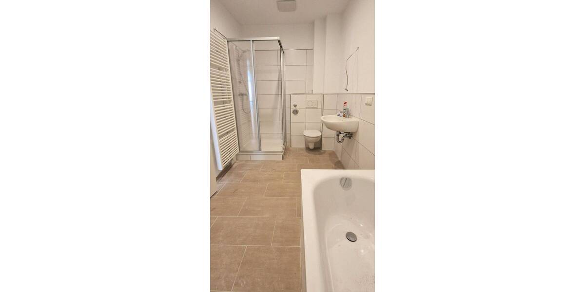 Etagenwohnung Mannheim Quadrate - 2 Zimmer, 75 m&sup2;, 1.100&euro; | Angebot:26319825