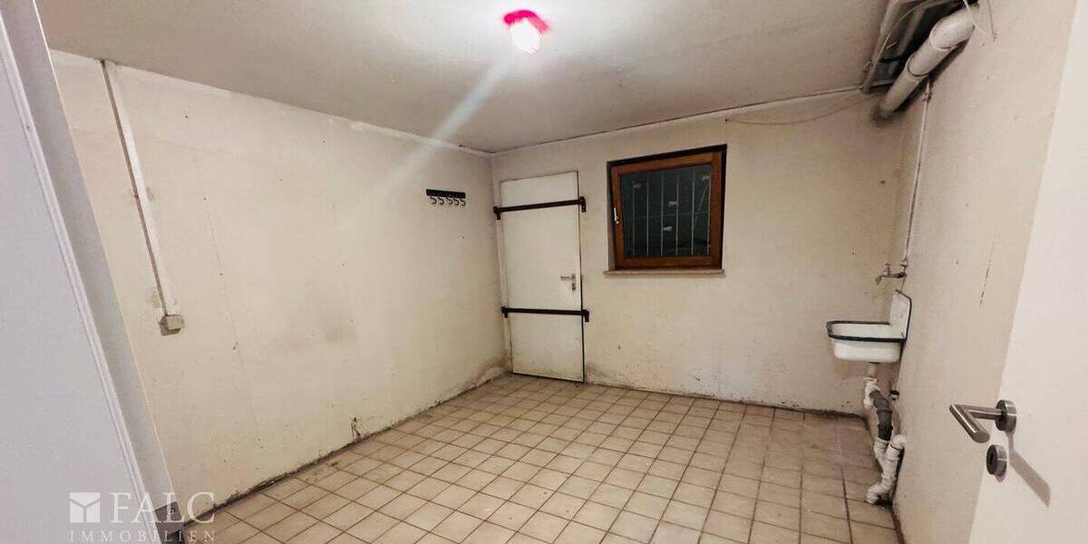 Reihenmittelhaus Philippsburg - 6 Zimmer, 158 m&sup2;, 1.950&euro; | Angebot:26291428