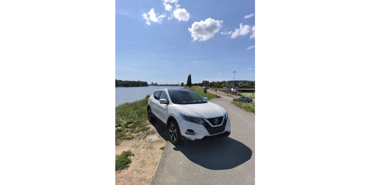 Nissan Qashqai 93.332 km 12.990 &euro; Heidelberg 69123