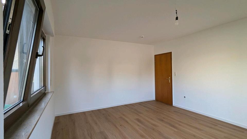 Hochparterre Rimbach - 3 Zimmer, 100 m&sup2;, 990&euro; | Angebot:24753635