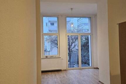 Sorglos-Studentenwohnung mit Gemeinschaftsküche - direkt an der Uni! All-Inclusive! 1 zimmer