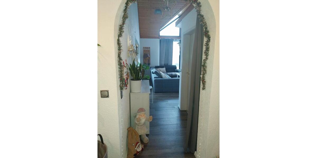 Etagenwohnung Lampertheim - 4 Zimmer, 105 m&sup2;, 1.450&euro; | Angebot:26268518