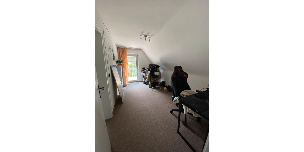 Einfamilienhaus Eisenberg (Pfalz) - 8 Zimmer, 167 m&sup2;, 2.000&euro; | Angebot:24673530