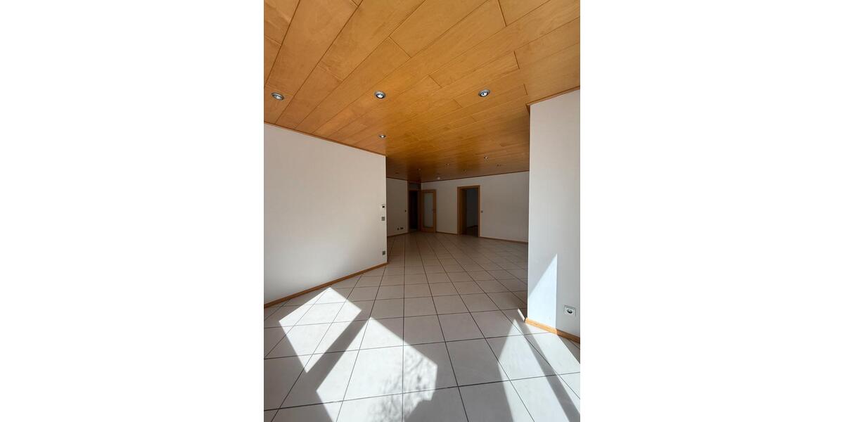 Erdgeschoßwohnung Nußloch - 3 Zimmer, 87 m&sup2;, 1.250&euro; | Angebot:26048805