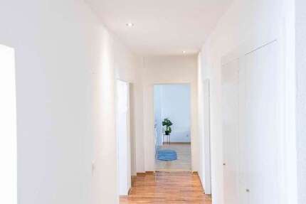 Wohnung zum Kaufen in Mannheim 240.000 € 128 m² 4 zimmer