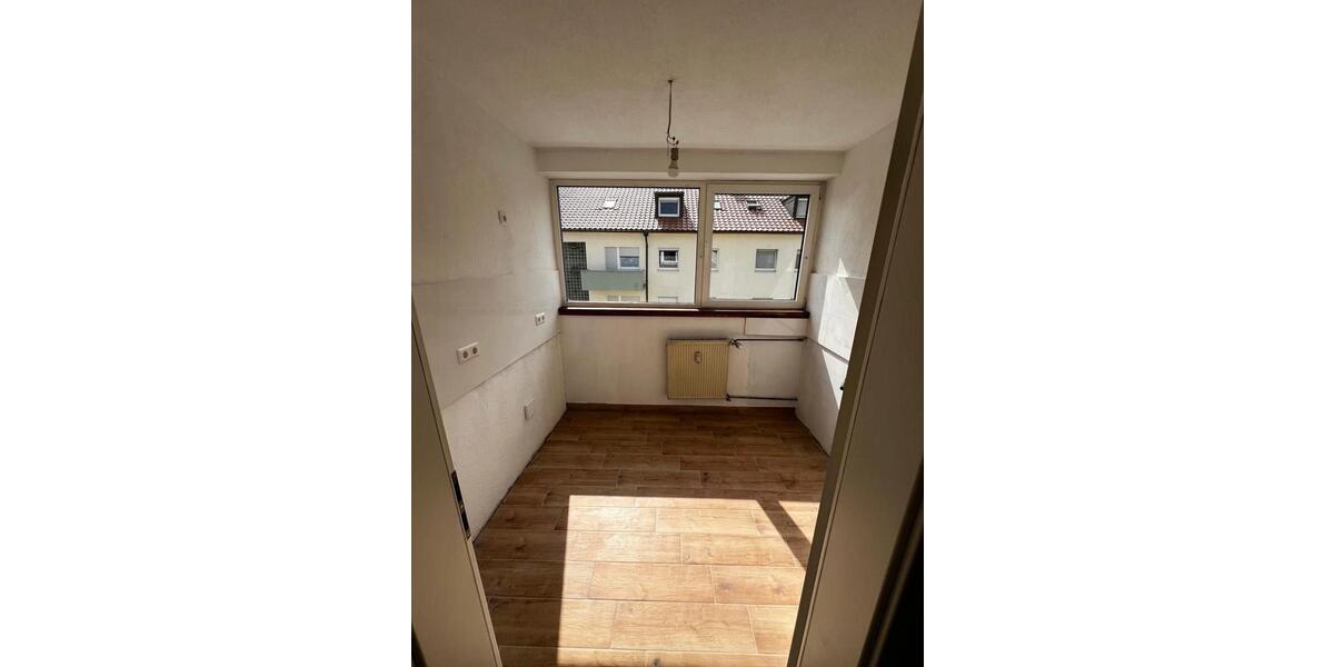 Dachgeschoßwohnung Schwetzingen - 2 Zimmer, 42 m&sup2;, 149.000&euro; | Angebot:26357935