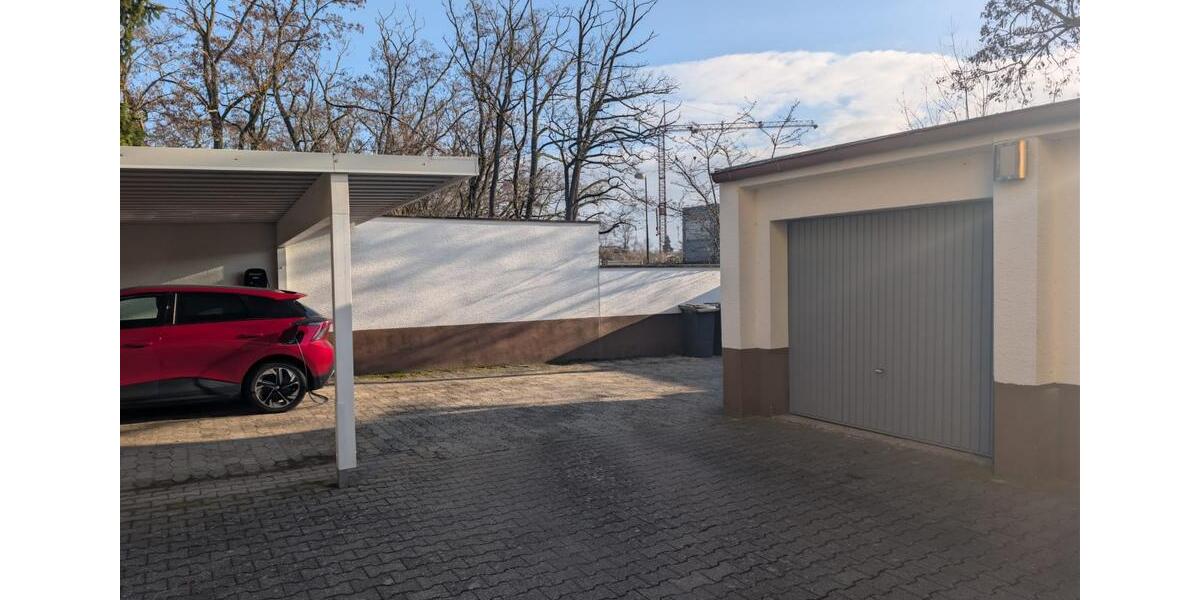Dachgeschoßwohnung Hockenheim - 3 Zimmer, 77 m&sup2;, 239.000&euro; | Angebot:26572972