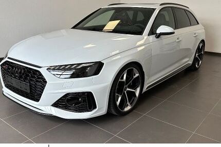 Audi RS4 6.500 km 95.890 € Walldorf 69190