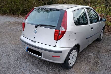 Fiat Punto 136.000 km 1.700 &euro; Mannheim 68309