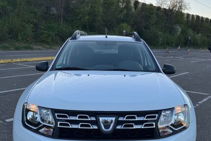 Dacia Duster 15.600 km 9.999 &euro; Mannheim 68307