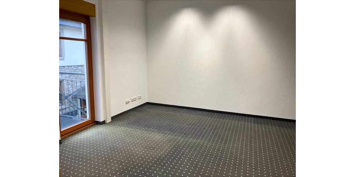 Etagenwohnung Heppenheim (Bergstraße) - 2 Zimmer, 87 m&sup2;, 785&euro; | Angebot:17741995