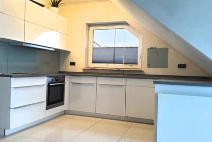 Traumhafte 5- Zimmerwohnung mit Balkon in 67574 Osthofen 5 zimmer