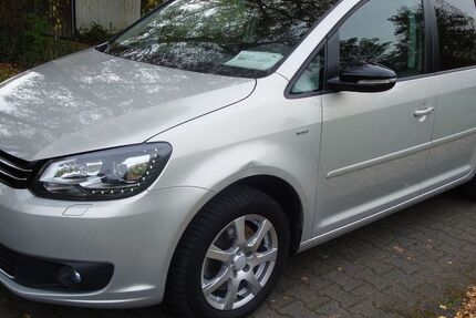 VW Touran 56.000 km 13.999 &euro; Lorsch 64653