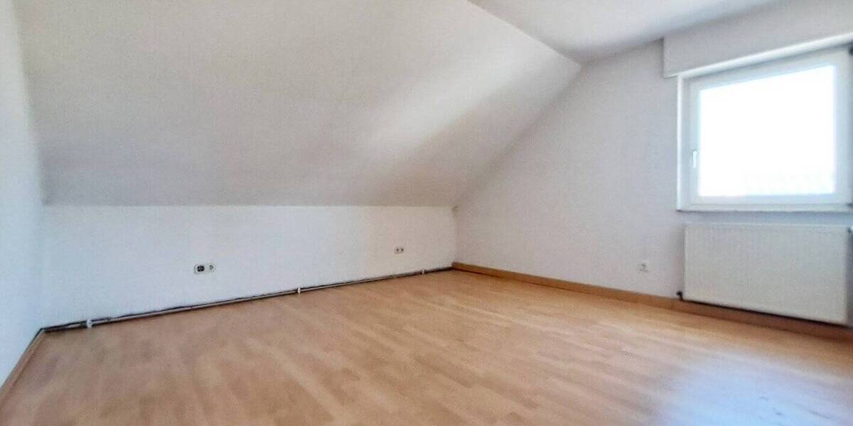 Etagenwohnung Viernheim - 3 Zimmer, 63 m&sup2;, 700&euro; | Angebot:26092371
