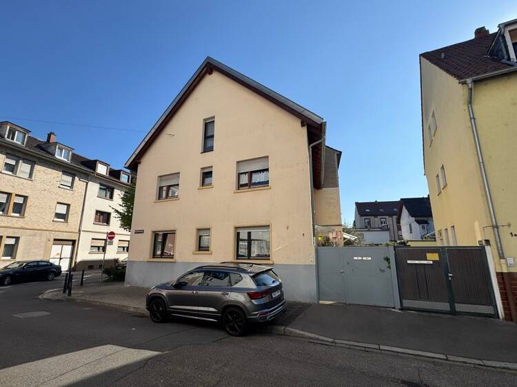 Mehrfamilienhaus, Wohnhaus Mannheim / Neckarau Neckarau - 9 Zimmer, 200 m&sup2;, 510.000&euro; | Angebot:26139134