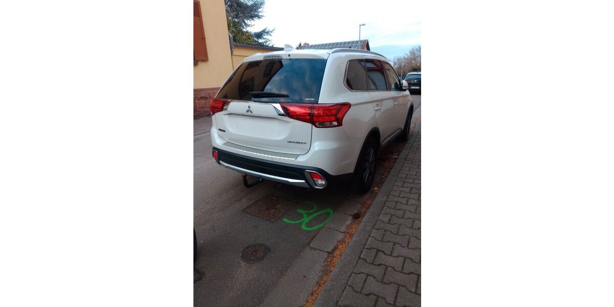 Mitsubishi Outlander 90.000 km 15.500 &euro; Worms 67550