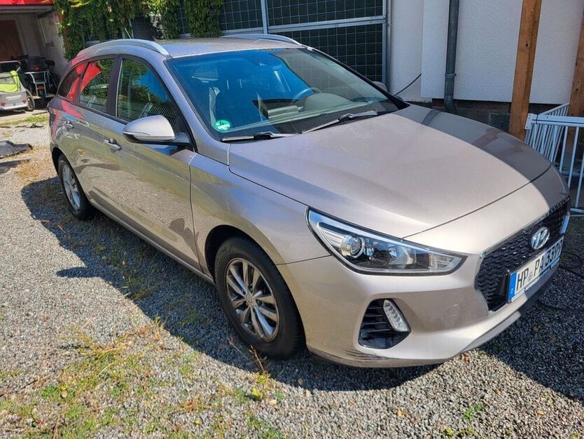 i30