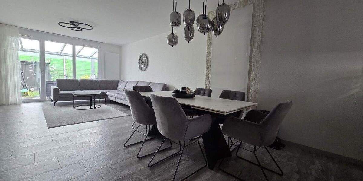 Reihenmittelhaus Laudenbach - 5 Zimmer, 141 m&sup2;, 589.000&euro; | Angebot:25948620