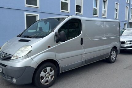 Opel Vivaro 121.000 km 9.900 &euro; Mannheim 68305