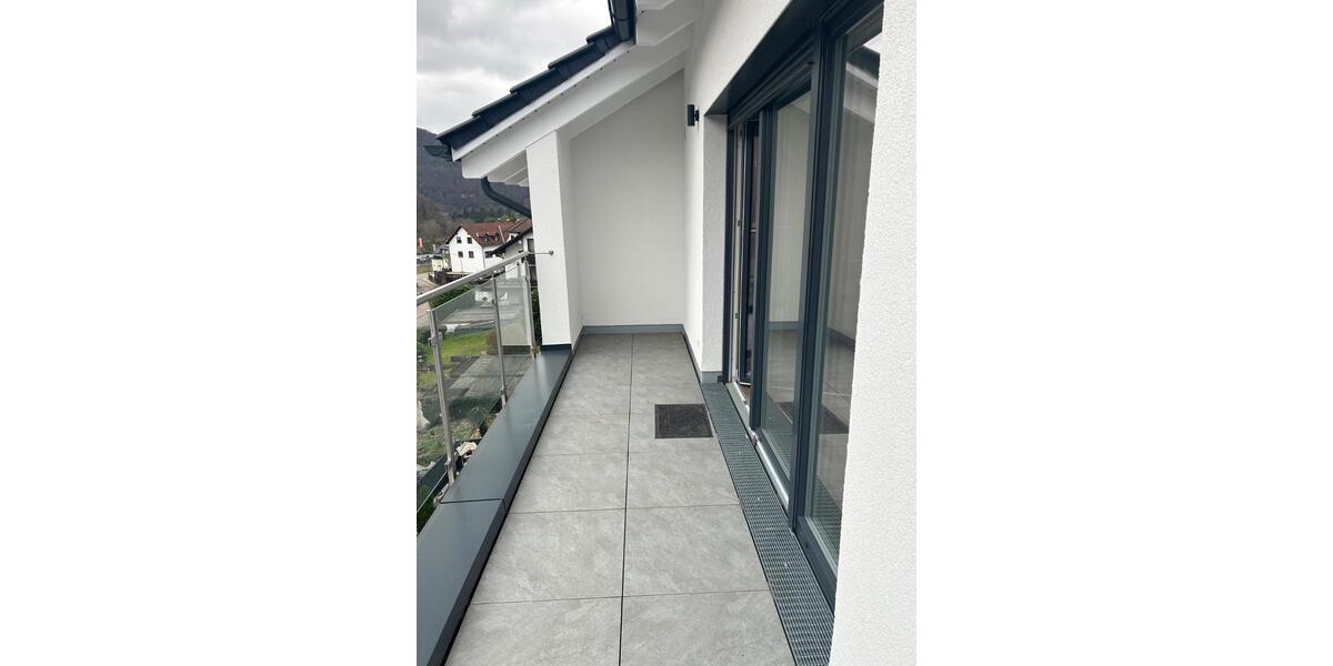 Moderne Doppelhaushälfte: Wohnen und Arbeiten mitten im Grünen 5 zimmer