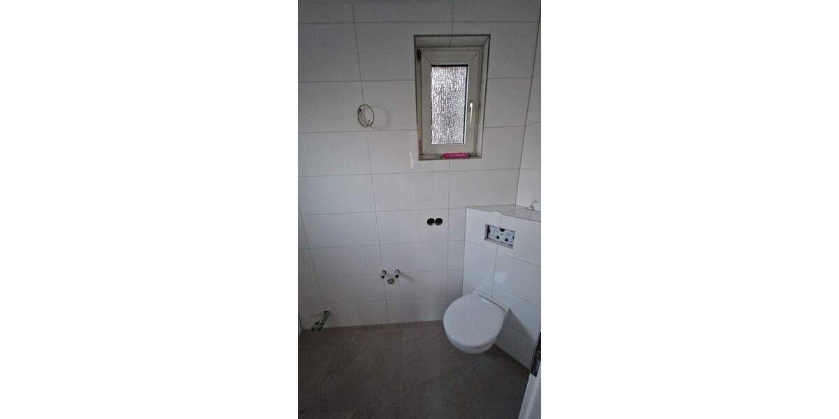 Toplage am Maudacher Bruch - Kernsaniertes Doppelhaus in Sackgasse 5 zimmer