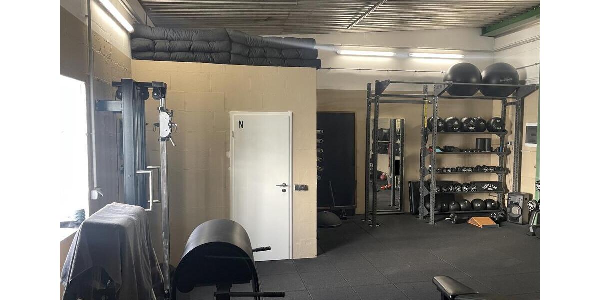 Halle Werkstatt Lager Galerie Atelier Sport Büro Garage Crossfit zimmer