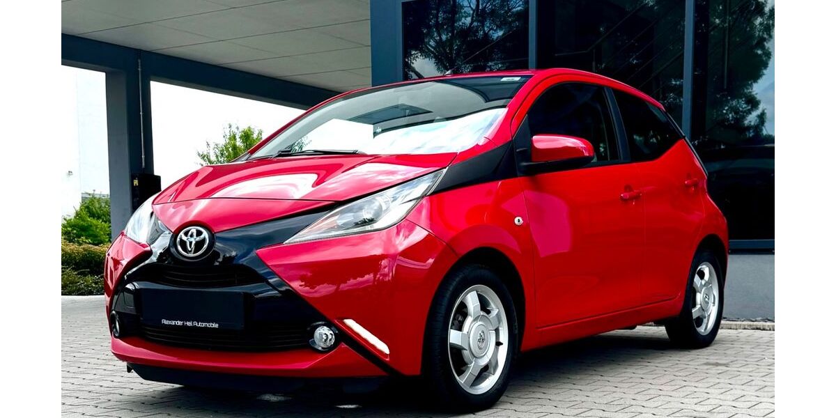 Toyota Aygo (X) 48.000 km 10.500 &euro; Weinheim 69469