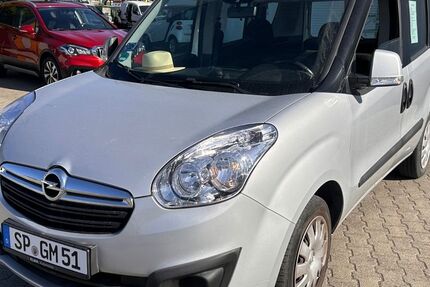 Opel Combo 74.270 km 8.400 &euro; Dannstadt- Schauernheim 67125