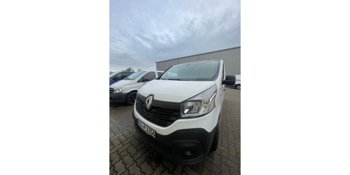 Renault Trafic 176.000 km 8.700 &euro; Philippsburg 76661